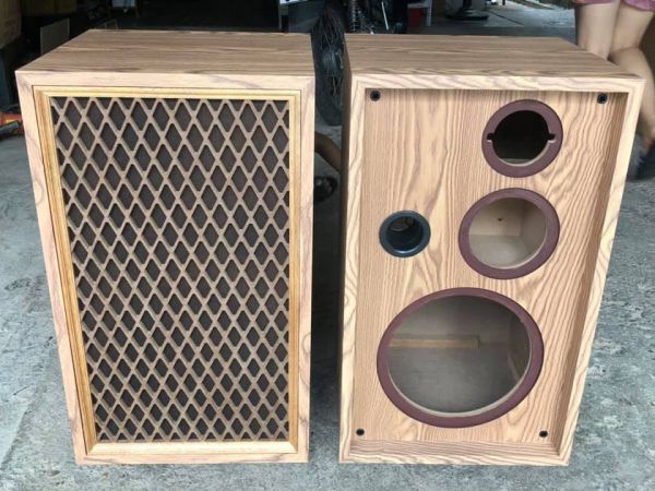 THÙNG LOA BASS 25 , MID 12, TREBLE 10