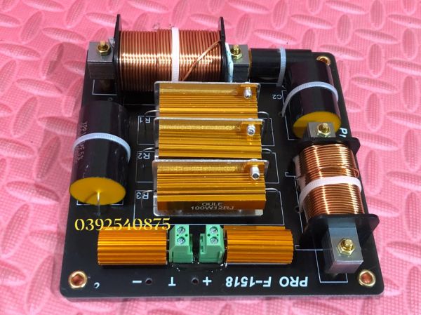 PHÂN TAN 1 BASS, 1 TREBLE PRO F1518